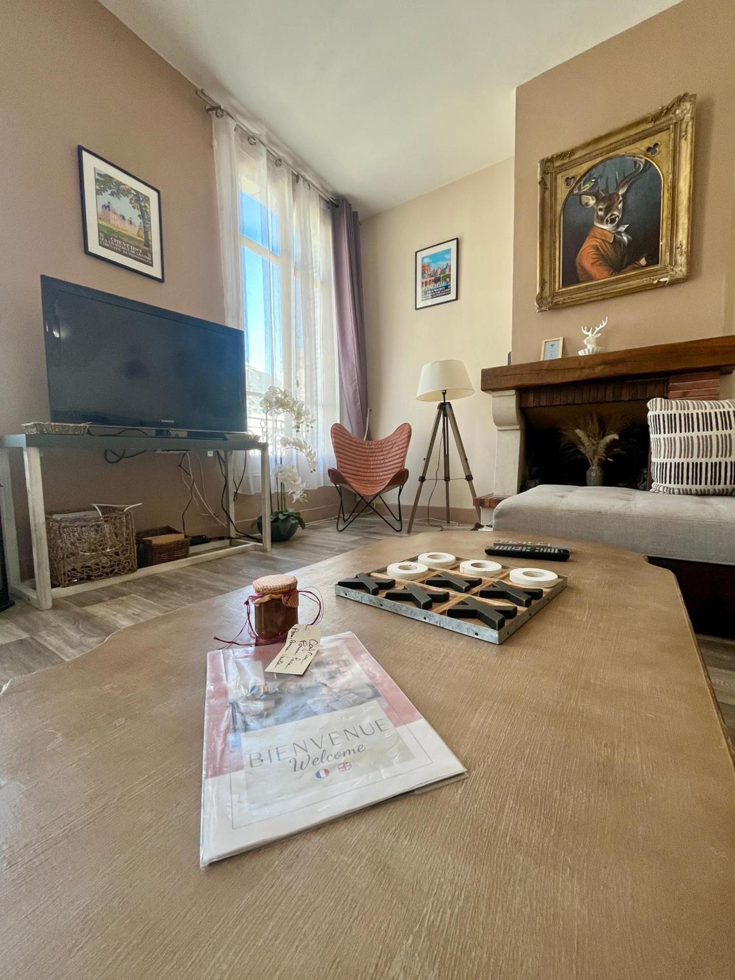 Cote Chateau - Grand Appartement Au Coeur De Blois Exterior foto